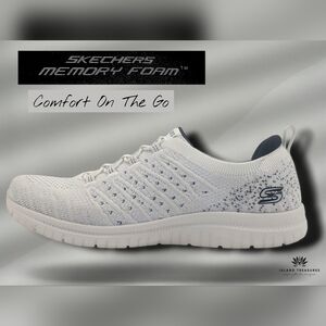 Skechers Virtue White Knit Sneaker Women Sz 9 Memory Foam Insole Breathable